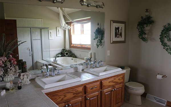 Baths Remodeling Milwaukee