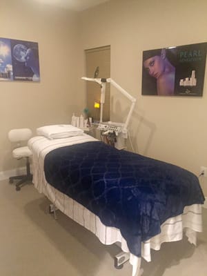 Facial room