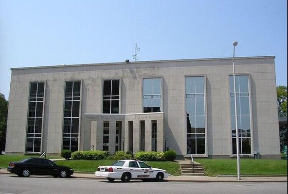 Daviess County Court House