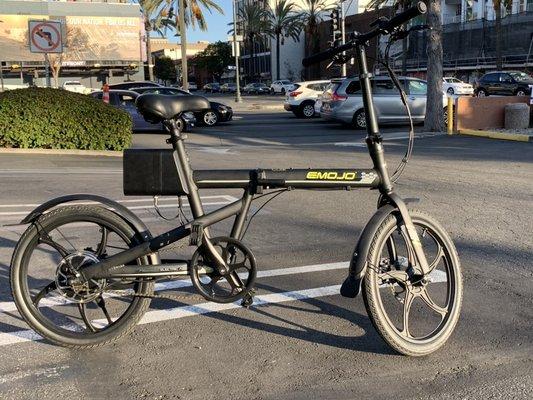 L A Golden Bicycle Shop