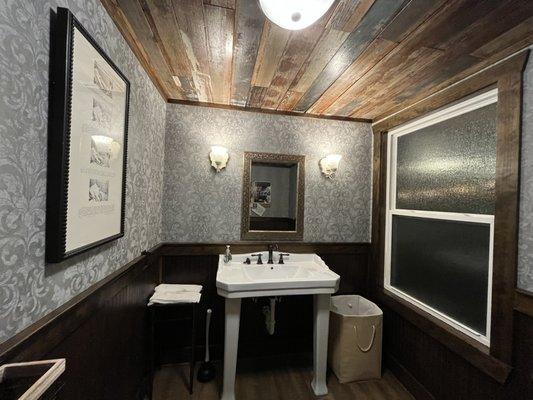 Washroom Style Bathroom