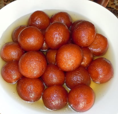 Mouth Watering Gulab Jaman !