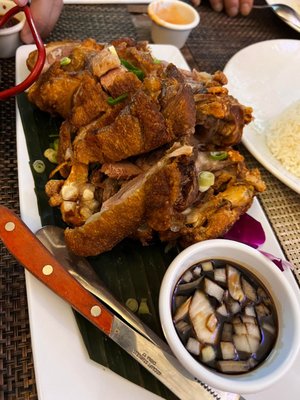 Their Crispy Pata is a stand out and superb, crunchy and the meat is soft and chewable, and cooked to perfection - golden brown and crispy