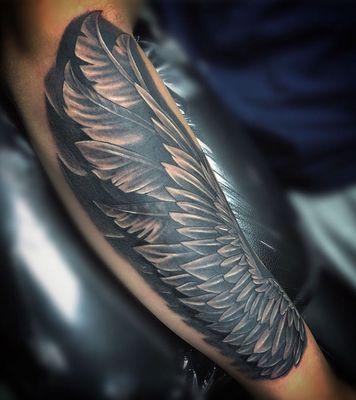 Black and Gray Tattoo, Wing