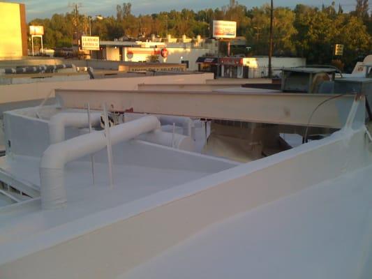 Restaurant (after): Los Angeles restaurant receives polyurethane foam/coating/granules, foam is perfect for complex roofs