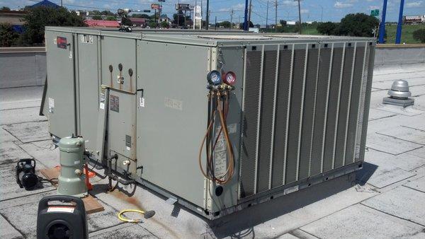 Repair of Commercial Rooftop Unit