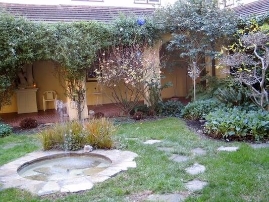 garden courtyard