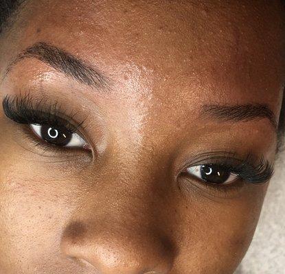 Eyebrow wax and a hybrid fill