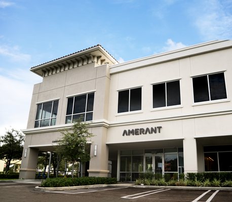 Amerant's Miami Lakes Banking Center