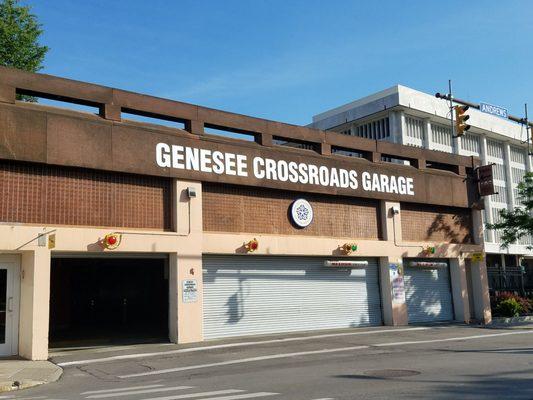 Crossroads Garage