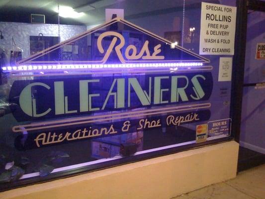 Rose Cleaners & Alterations