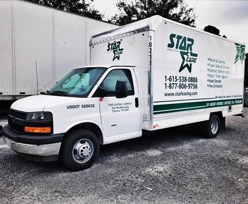 One of many Star Leasing Company Nashville's mobile trailer repair trucks.