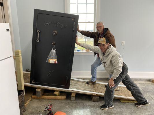 MOVING A GUN SAFE