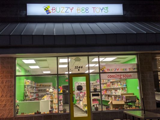 Buzzy Bee Toys getting ready for the grand opening.