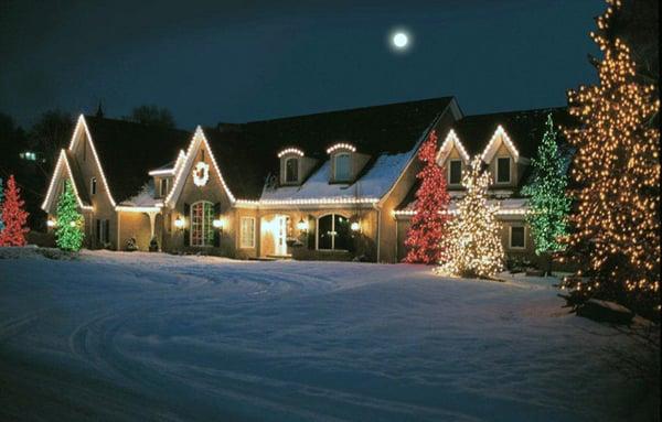 Holiday lighting using c-9 roof line lights, led red, green and soft white mini lights