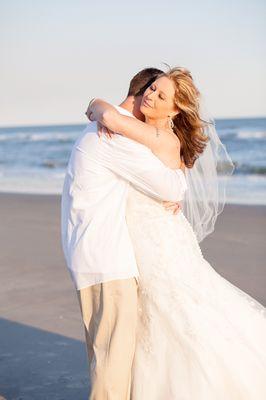 The most affordable weddings in Myrtle Beach. Wedding photography and officiants in Myrtle Beach.