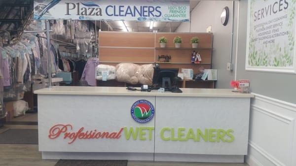 Plaza cleaners