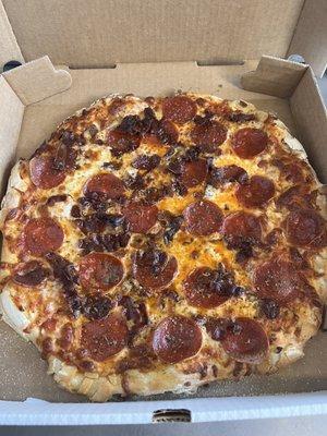 Pepperoni pizza