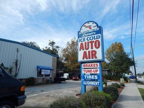 Daytona Ice Cold Auto Air Sign on Ridgewood in Holly Hill, FL