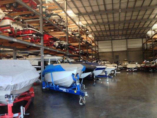 Indoor boat & RV storage in El Dorado Hills