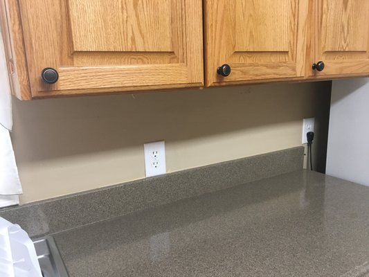 Before kitchen backsplash October 2018