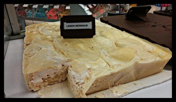 Lemon Meringue fudge