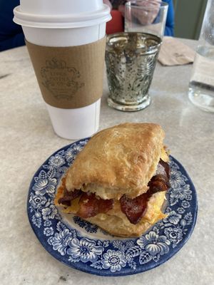 Breakfast sandwich