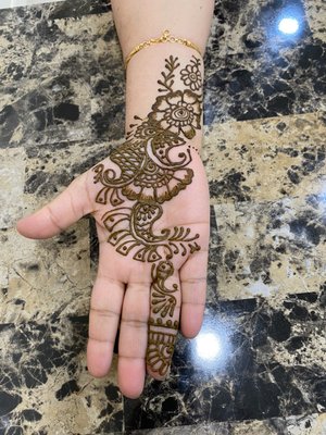 Get your Henna done at Fusion Brow Bar!