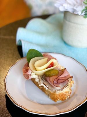 Czech party sandwich