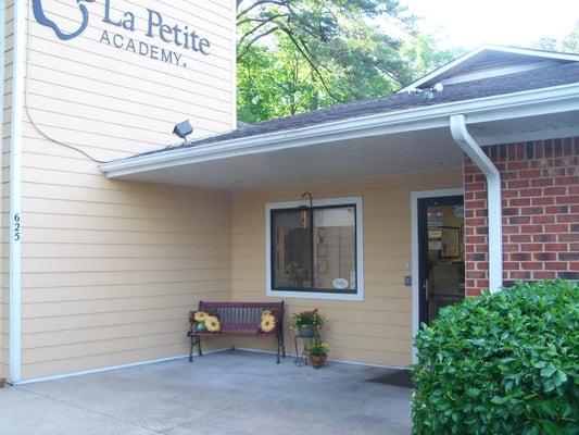 La Petite Academy on Cedar Road