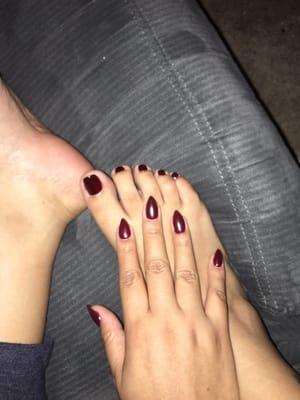 Gel polish w/matte top coat. Andy always does an AWESOME job in both my hands and feet