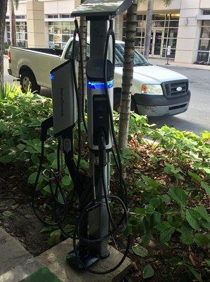 EV charging station installed by Solcar Electric in Doral