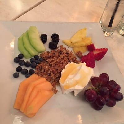 The fruit platter with quinoa. Looks, tastes, and feels good!