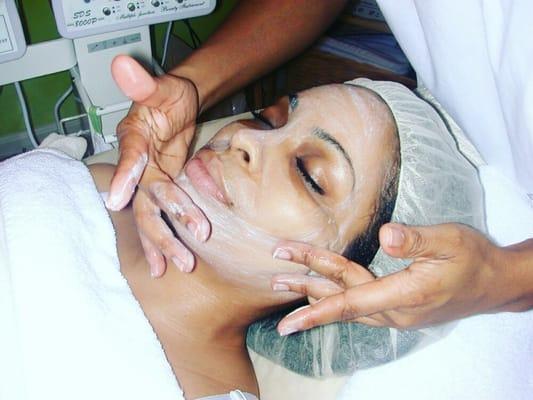 Luxurious facials with results!