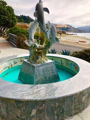 Fisherman's Memorial Fountain is meet up location for the hike