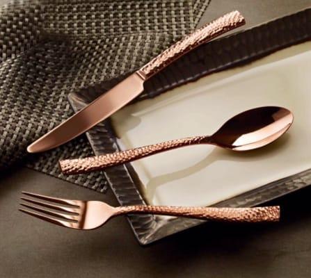 Paris Hammered Copper
*20 Piece Sets Service For Four.
*Dishwasher Safe
*Finest Quality Titanium-Plated Stainless Steel