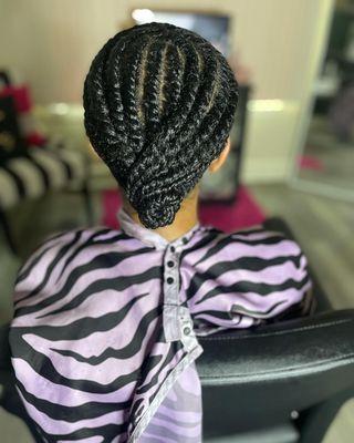 Signature Flat Twist