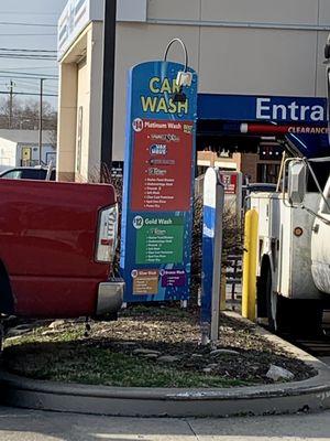 Green Hills Exxon Convenience Store