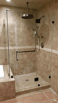 Frameless swing shower door with towel bar, 3/8" Clear glass, Flat polish, Hardware: Oil Rubber