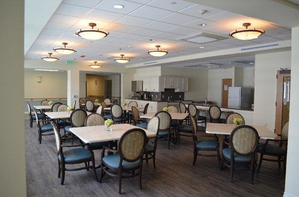 Hickory Hills Rehabilitation's dining room.