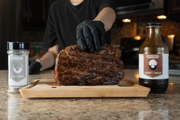 Hunter's Mid-West Cowboy Sauce on a Ribeye Steak