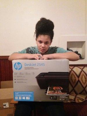 This is the faulty printer we have 2 jump through hoops to get credit 4 my friends daughter. Which she needs for school project