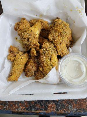 Crispy Lemon Pepper wings served with sauce of your choice or you can try our combo with fries.