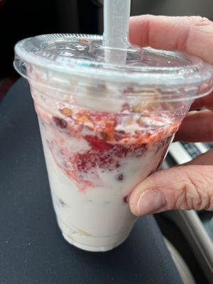 Fruit and yogurt swirl