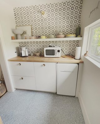 Airbnb Clean Kitchen