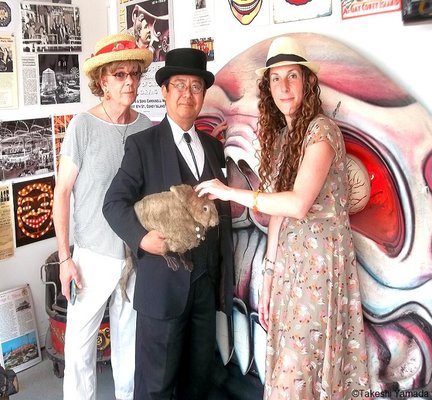 Coney Island History Project (museum). Dr. Takeshi Yamada and Seara (sea rabbit) and two volunteer workers (Amanda and Liz). 2015.0725