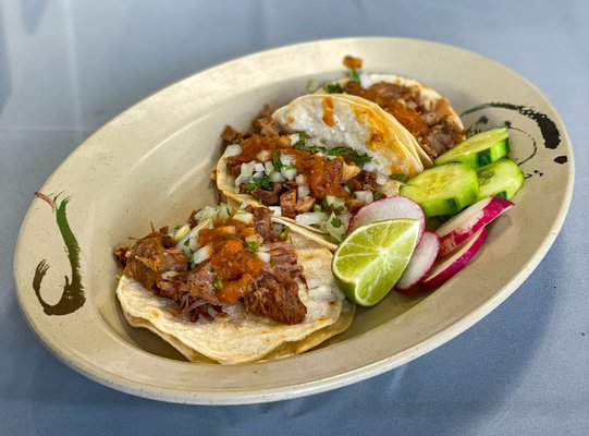 Taco de Birria de Res (90/100), Taco de Buche (91/100), Taco de Carnitas (80/100)