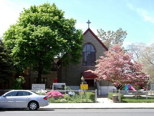 Queens Lutheran School