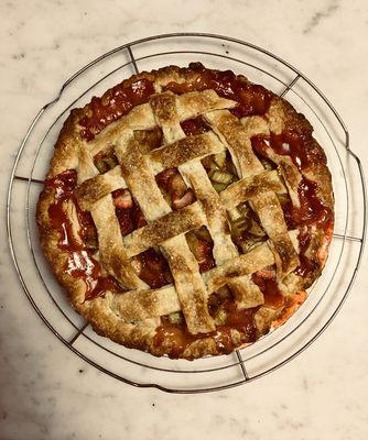 Apple & rhubarb lattice pie.