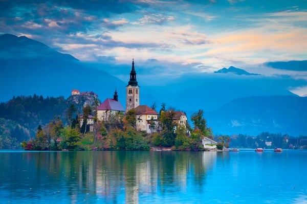 Nearby magical Bled lake and castle in Slovenia - book your stay now http://emcomanagement.com/sloveniabelaluna